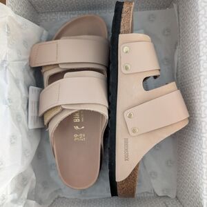 Birkenstock Tan Sandals with Adjustable Straps